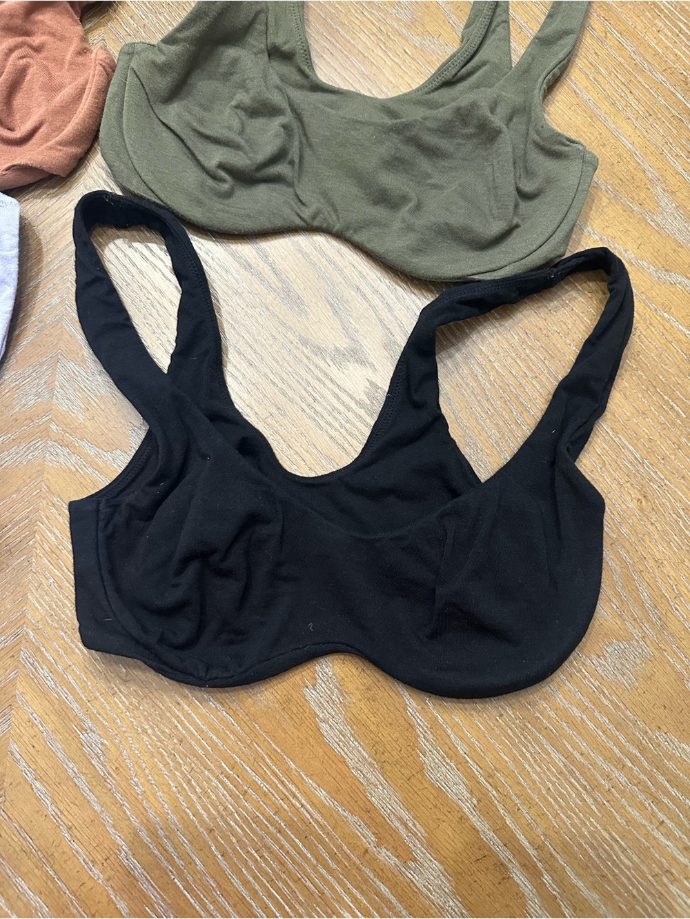PINK Victorias Secret Lot Of 4 Bralettes Size Small - Picture 3 of 10